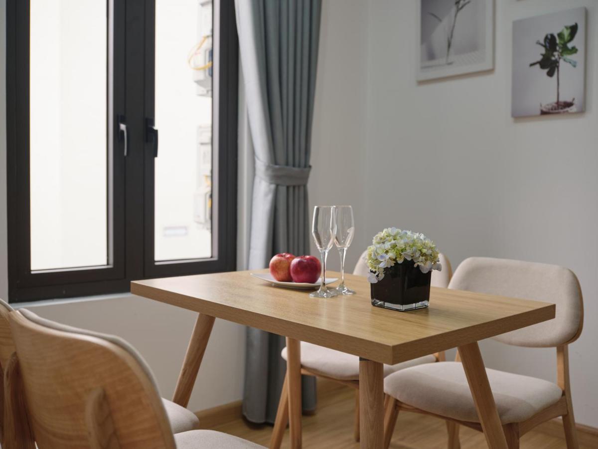Moonlight Tay Ho Appartement Hanoi Buitenkant foto