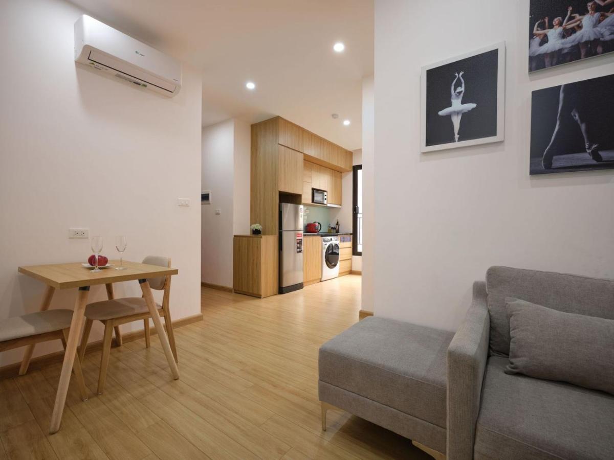 Moonlight Tay Ho Appartement Hanoi Buitenkant foto