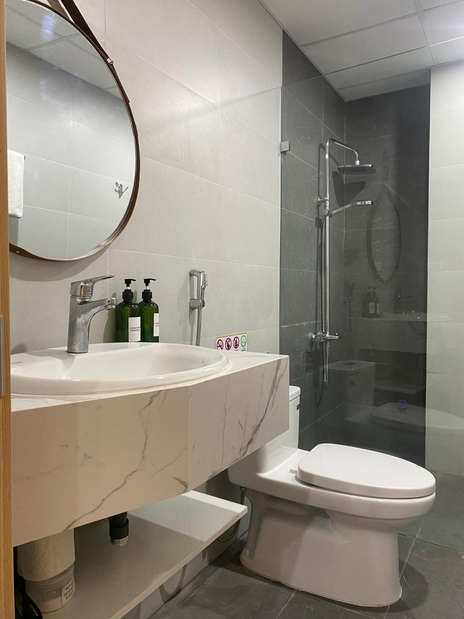 Moonlight Tay Ho Appartement Hanoi Buitenkant foto